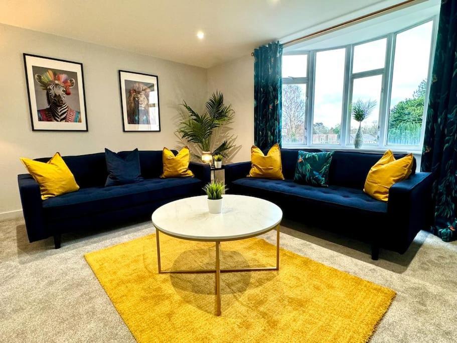 Bournemouth Getaway: 3Br Apartment Near Beach Zewnętrze zdjęcie