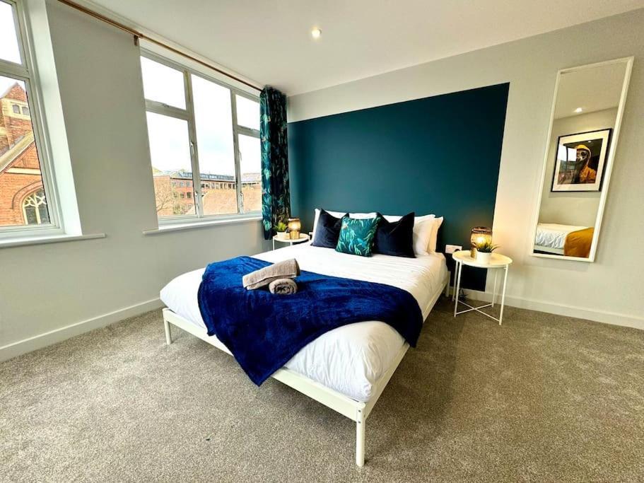 Bournemouth Getaway: 3Br Apartment Near Beach Zewnętrze zdjęcie