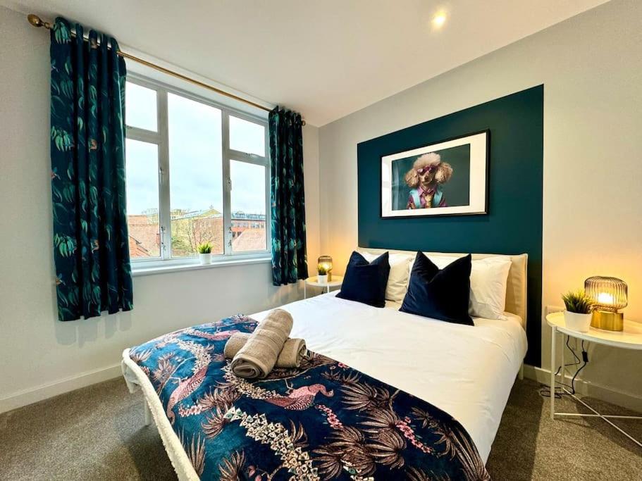 Bournemouth Getaway: 3Br Apartment Near Beach Zewnętrze zdjęcie