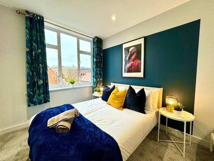 Bournemouth Getaway: 3Br Apartment Near Beach Zewnętrze zdjęcie